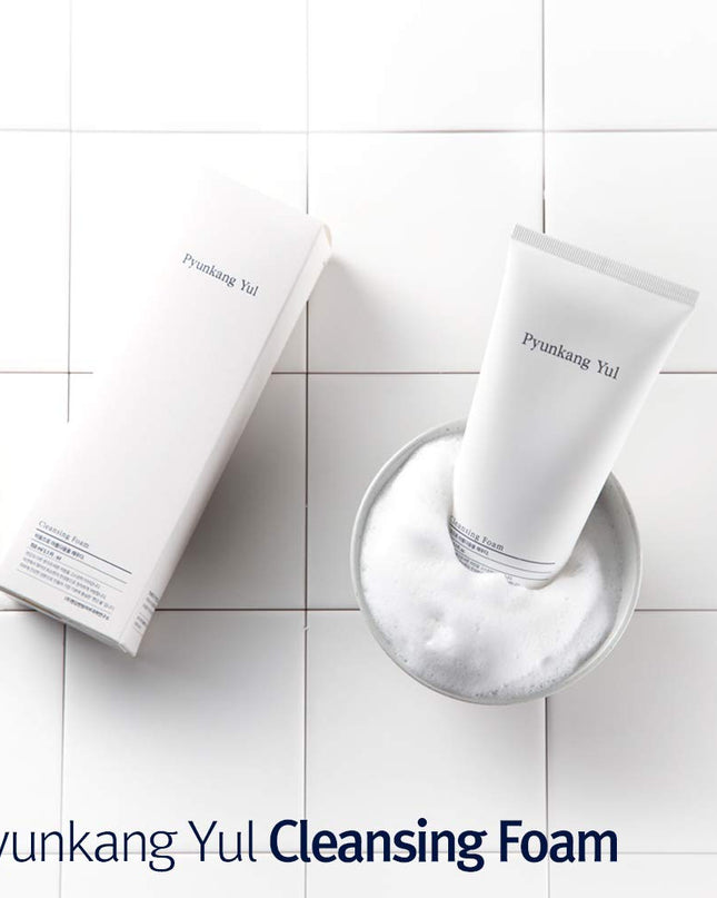 Vacuum cleaner for pores: A gentle but mighty cleansing foam made with ledebouriella seseloides extract that delivers highly effective cleansing with lots of delightful bubbles. The stretchy consistency of Pyunkang Cleansing Foam adheres to dirt and oil trapped within pores and removes it, leaving skin feeling clean and fresh without drying.