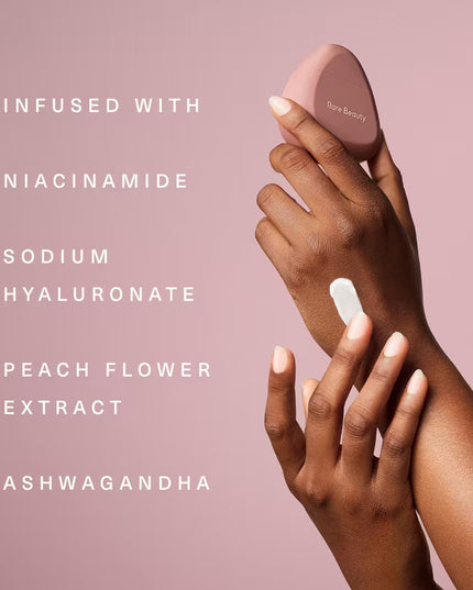 With a warm, cozy scent, Rare Beauty Find Comfort Hydrating Hand Cream absorbs quickly to hydrate skin for up to 16 hours while nourishing and softening with a fresh, non-greasy feel.