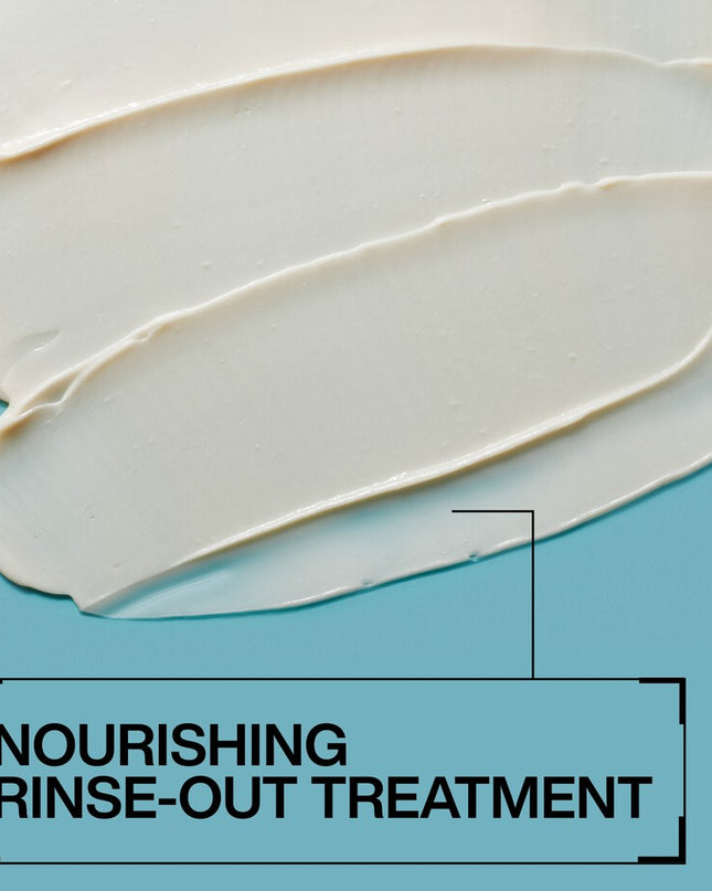 5 minute triple action treatment mask that helps promote a healthy, nourished scalp, strengthen the lengths, and visibly reduce split ends for longer, stronger hair. Formulated with Length Care Complex, featuring biotin, niacinamide and castor oil.