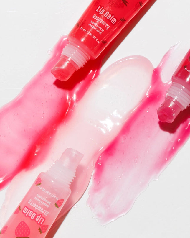 Get ready to gloss without the gluey mess. The Berry Juicy Lip Balm Duo delivers the ultimate wet-look shine with zero stickiness. Packed with moisture-loving ingredients like Shea Butter Extract and Petrolatum, each balm glides on effortlessly to keep lips hydrated, juicy, and visibly plump. This perfectly picked berry trio balm is your go-to for pocket-sized shine and lip-loving care.