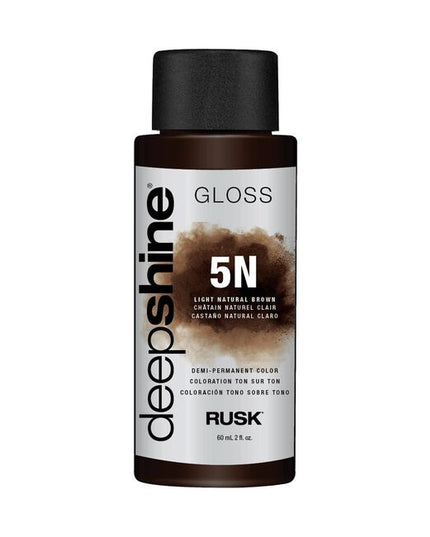 Rusk® Deepshine® Gloss is powered by state-of-the-art technology direct from Italy. Infused with a Conditioning Blend of Marine Extracts and Oleic Acid to deliver maximum softness, shine and combability.