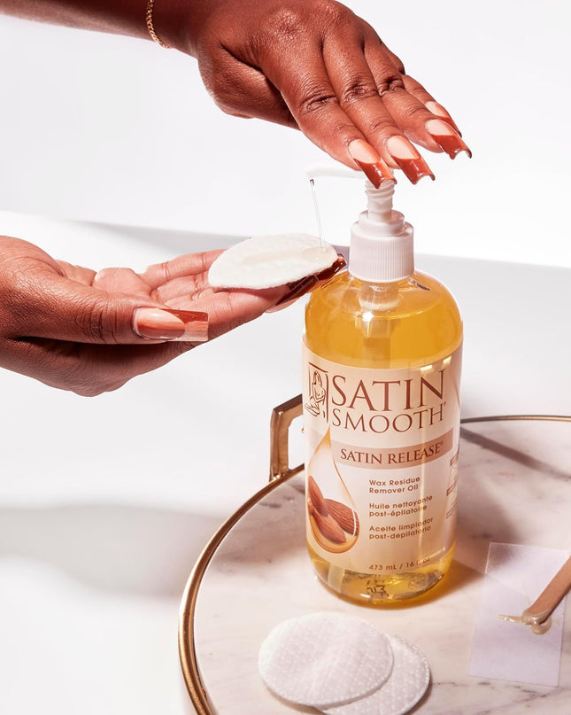Post-depilatory cleansing oil. Removes wax residue easily - penetrating quickly while moisturizing the skin for a silky finish to waxing services. A combination of sunflower oil, wheat germ oil and almond oil, Satin Release® can also be used to clean and maintain roll-on applicators.