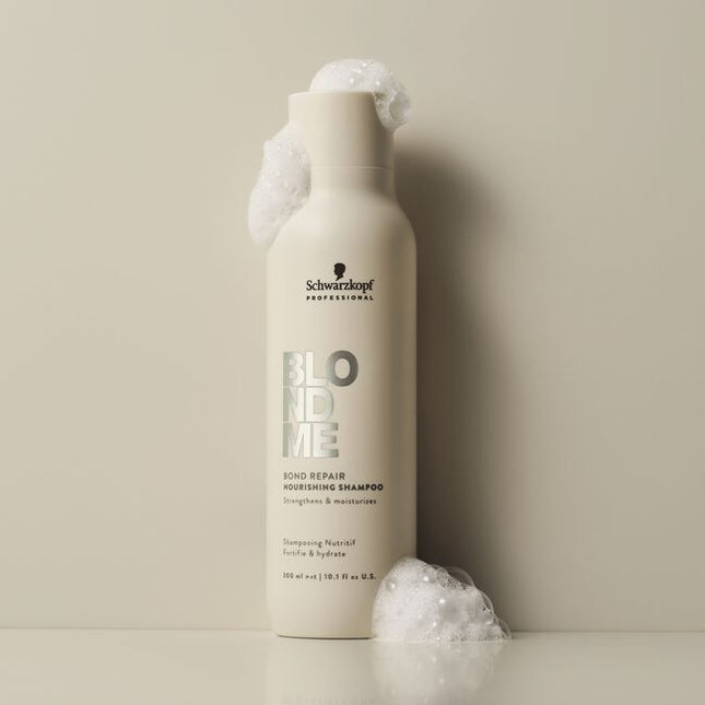 Strengthens and moisturizes hair.