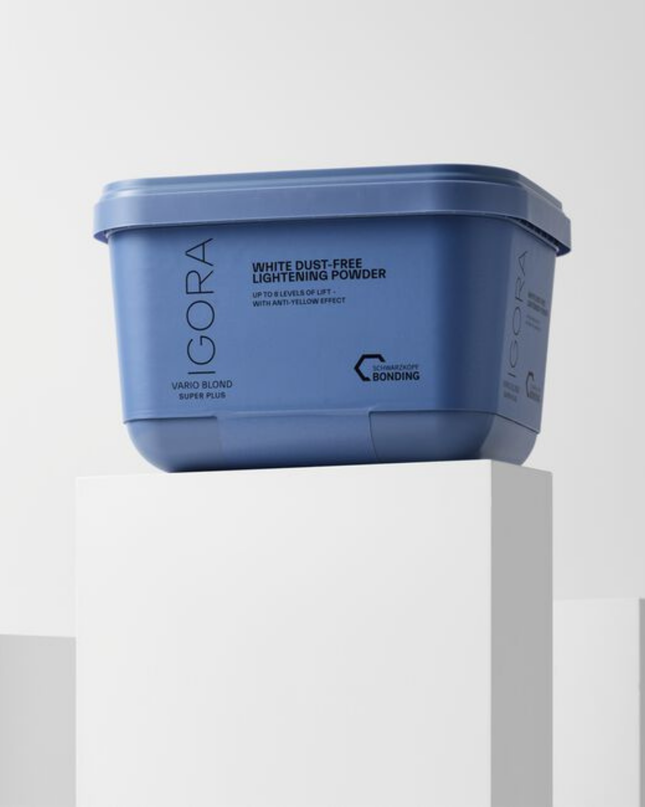 The IGORA VARIO BLOND Super Plus Powder Lightener offers up to 8 levels of lift and delivers precise neutralization with its anti-yellow effect. This formula with integrated Fibre Bond Technology enforces bonds within the hair fiber to reduce breakage.