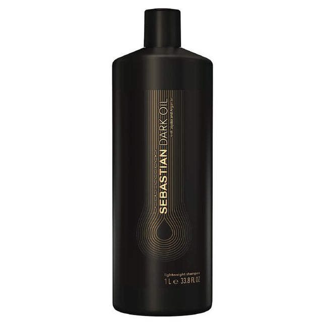 Lightweight Shampoo infused with a special blend of oils. The Dark Oil Lightweight Shampoo cleanses while adding natural body and shine without weighing down the hair. Suitable for all hair types, leaving your hair up to 3 times smoother.