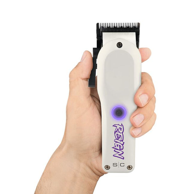 Engineered and designed by professional barbers for those who dominate, the S|C Pro Reign Clipper is a professional powerhouse made to rule over every head of hair it comes across. Featuring our whisper-quiet EON digital brushless motor with 7,800 RPM, offers legendary power and control. Fading, debulking, or refining? It doesn’t matter. This tool commands it all.