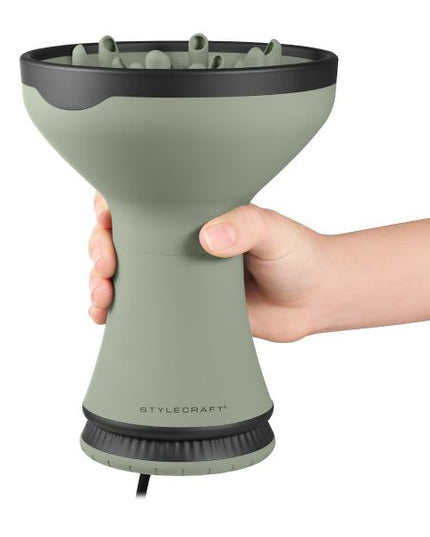 Engineered for curly and coily hair, the StyleCraft 2-in-1 Diffuser and Hair Dryer is an essential part of a perfect curl-defining ritual. Crafted to work with unique textures, it helps reduce frizz while boosting the inherent shape and bounce of curls. 