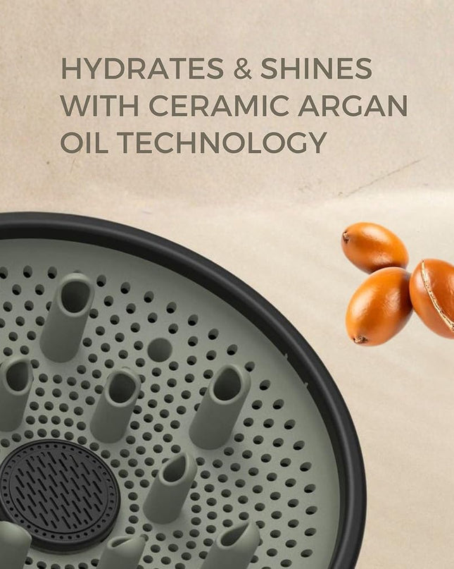 Engineered for curly and coily hair, the StyleCraft 2-in-1 Diffuser and Hair Dryer is an essential part of a perfect curl-defining ritual. Crafted to work with unique textures, it helps reduce frizz while boosting the inherent shape and bounce of curls. 