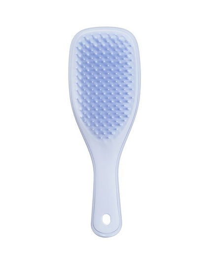 The Tangle Teezer Ultimate Detangler you know and love, but miniature. Super small, super cute and super useful, it has the same patented two-tiered teeth technology as the Ultimate Detangler, but this handy size will be your best travel-buddy or fringe detangler.
