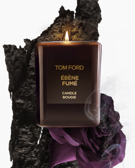 An amber woody scent with notes of palo santo, leather and woods. Ébène Fumé merges the purifying powers of Palo Santo wood with fiery ebony wood—arousing meditative calm.
