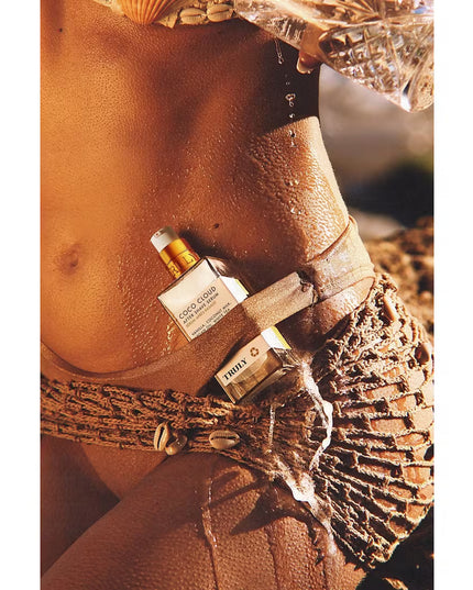 Ideal for reversing skincare code reds - Truly's Coco Cloud After Shave Serum is infused with calming coconut, antibacterial vanilla, and hydrating argan oil to help alleviate post-shave dryness, irritation, and ingrowns. Use it to up your skin's sparkle, too!