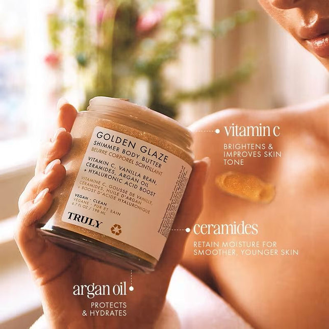 Truly’s Golden Glaze Shimmer Body Butter restores dewy, bouncy skin with a brightening blend of vitamin C and argan oil. It boosts elasticity, protects against external aggressors, and smooths out fine lines and wrinkles for a youthful, golden glow.
