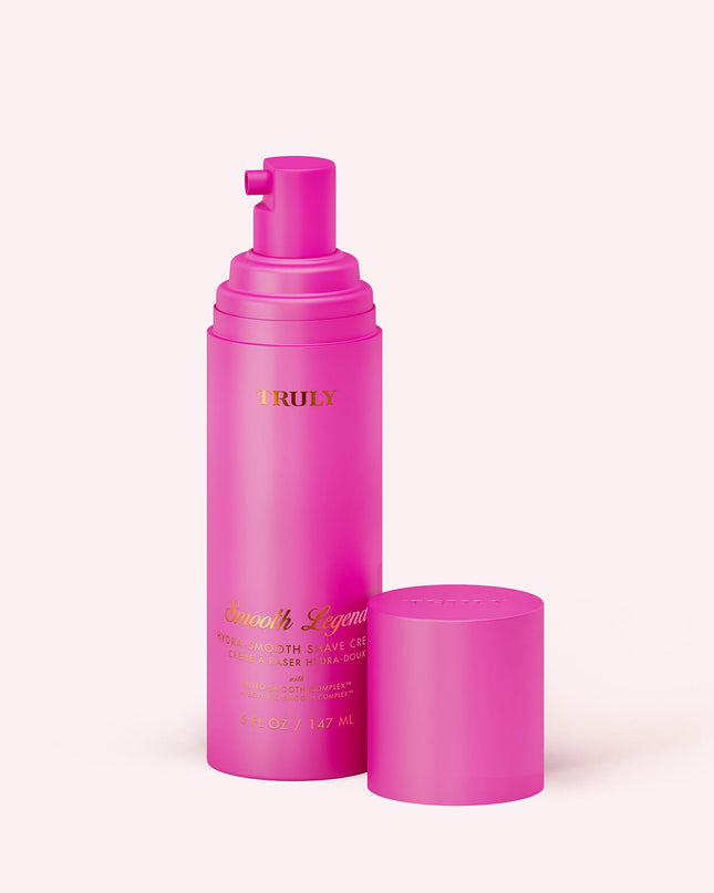 Meet the creamiest, dreamiest shave cream. Powered by Truly’s proprietary Phyto-Smooth Complex™, this jasmine-scented rich whip cushions skin with a protective moisture barrier for a close shave that leaves you irresistibly soft and smooth.