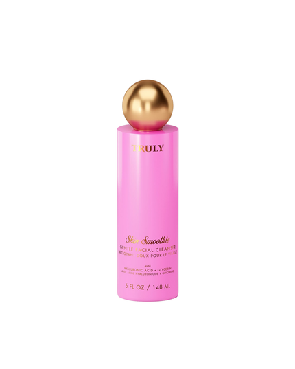 A gentle, daily facial cleanser with hyaluronic acid that removes SPF and makeup while preserving natural oils and matching your skin’s pH level, leaving skin clean, soft, and quenched.