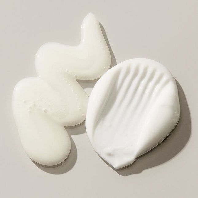 System Step 2 of 3: A highly penetrating conditioner formulated to deeply hydrate, strengthen, seal and protect hair.