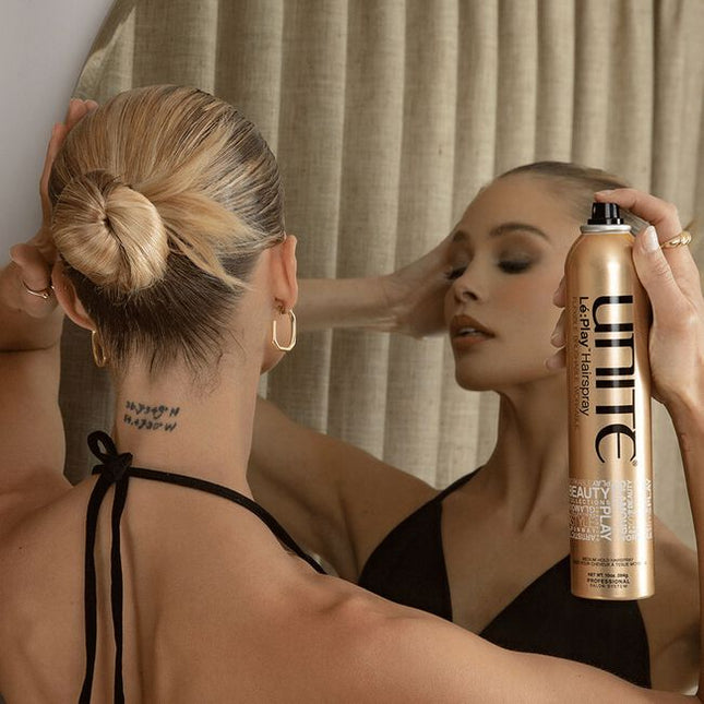 A flake-free, flexible-hold hairspray that delivers a light to medium hold with a natural satin finish. Hold factor equals 5.