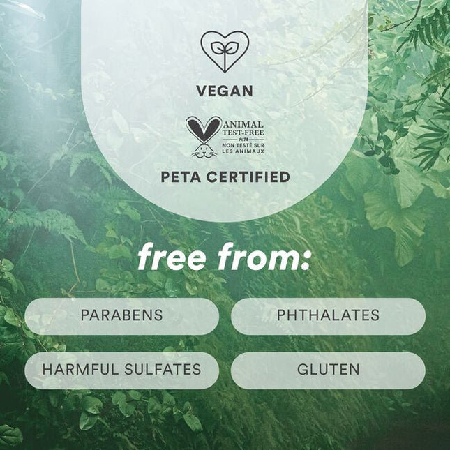 A smoothing spray that provides an anti-frizz shield, protects hair from heat and leaves hair smoother and sleeker with a shiny finish for the ultimate blowout.