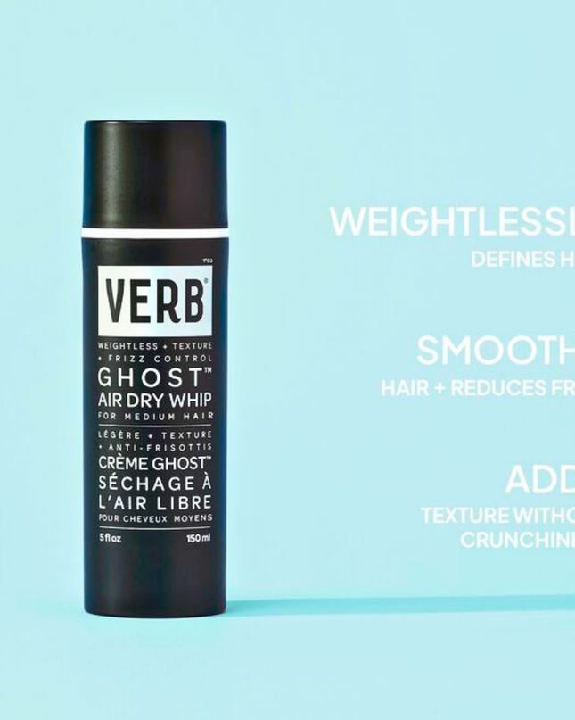 Just wash and go! Ghost™ Air Dry Whip is a lightweight, air-dry styling cream that defines, smooths and adds texture to hair without any crunchiness. Powered by moringa oil, mushroom extract and a blend of vegan proteins, this whip reduces frizz and delivers shine. 