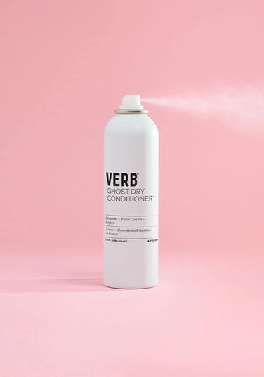 Verb Dry Oil extends a blowout, conditions ends, adds shine and prevent damage from washing and styling. This gentle formula instantly absorbs into the hair to eliminate tangles and add a fresh scent.