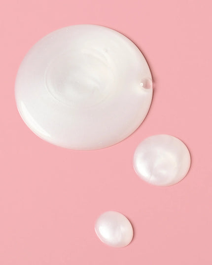 Our bestselling shampoo. Verb® Ghost Shampoo™ weightlessly cleanses and enhances radiant shine for fine hair and daily washers. Powered by moringa oil, this light-as-air formula naturally protects color and smooths frizz without weighing you (or your hair) down.