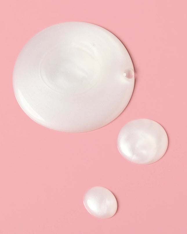 Our bestselling shampoo. Verb® Ghost Shampoo™ weightlessly cleanses and enhances radiant shine for fine hair and daily washers. Powered by moringa oil, this light-as-air formula naturally protects color and smooths frizz without weighing you (or your hair) down.