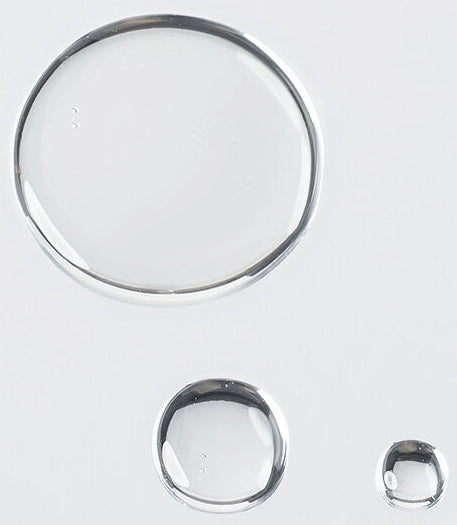 Verb Hydrate Oil is a rich styling oil that smooths strands, provides all-day moisture and protects hair from heat. Powered by argan oil, babassu oil, a moisture-locking ceramide and our heat-shielding technology, this oil is formulated to reduce frizz and add moisture to hair.