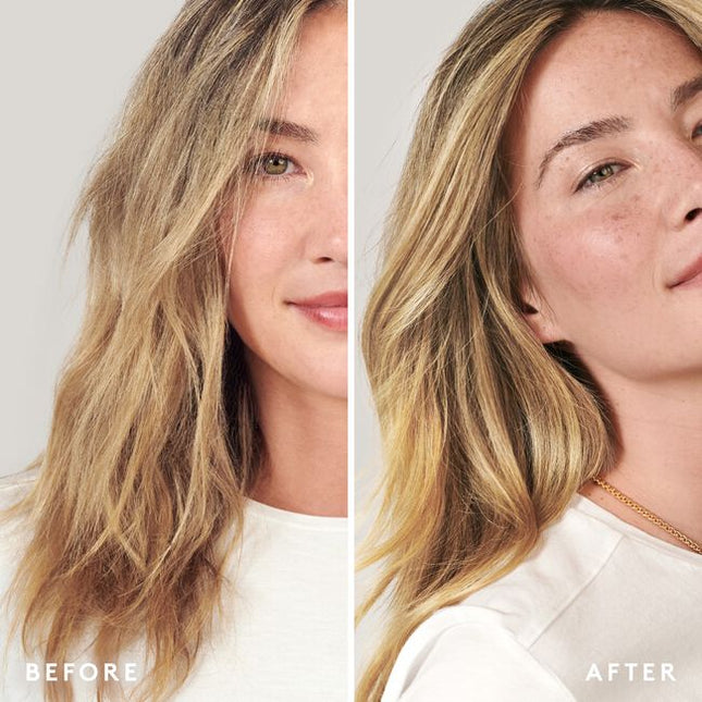Virtue® Healing Oil is a unique blend of pure, hydrating super oils and Virtue’s hair-healing Alpha Keratin 60ku® in one bottle. This lightweight serum instantly delivers the shine, softness, and moisturization expected from a hair oil with the damage repair, strengthening, and environmental protection that only our protein can provide. 
