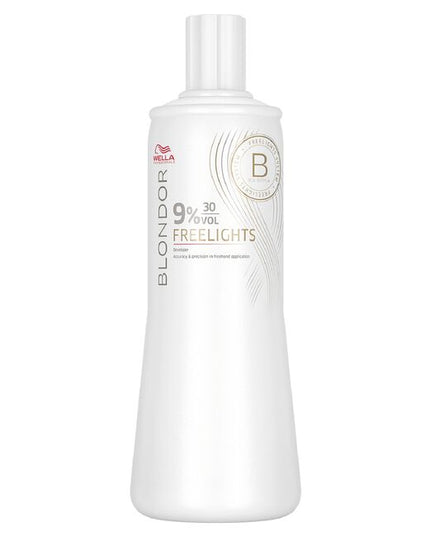 Wella Professionals Blondor Freelights Developer is designed specifically for light blonde shades.