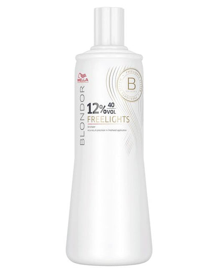 Wella Professionals Blondor Freelights Developer is designed specifically for light blonde shades.