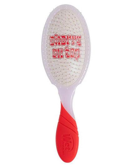 Meet The Pro Detangler Same award-winning bristles, new professional design for even better detangling.