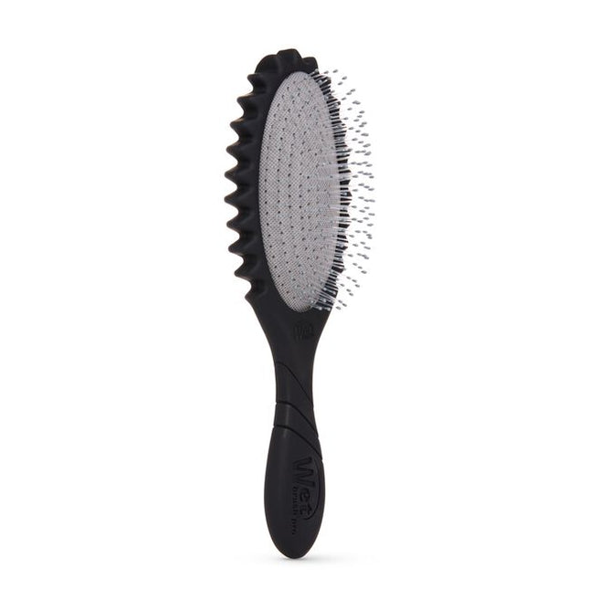 Introducing the Wet Brush Curl Shaper Brush!