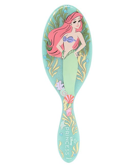 The Original Detangler, redesigned by stylists and for stylists.