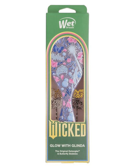 Discover the magic within each Wet Brush Detangle and Style Kit. Perfect for creating your daily looks, from detangling to styling with less pain, effort and breakage. These must haves keep styles in place.