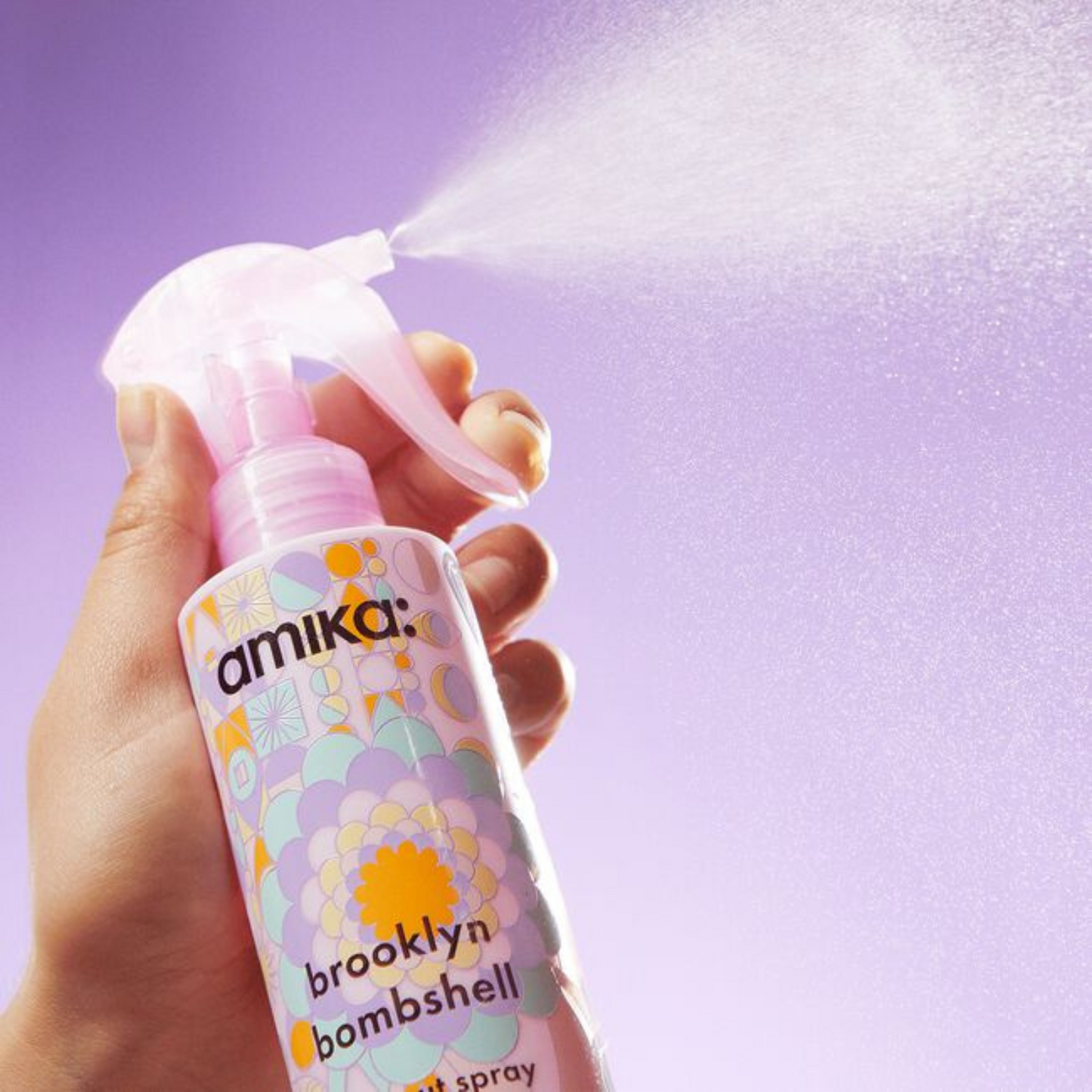 amika - Brooklyn Bombshell Blowout Spray