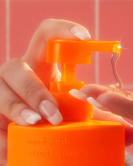 A set featuring our signature hand wash + amika:aura, a joy-sparking hair + body mist powered by floral + fruity notes of juicy apricot, pink grapefruit + velvety vanilla.