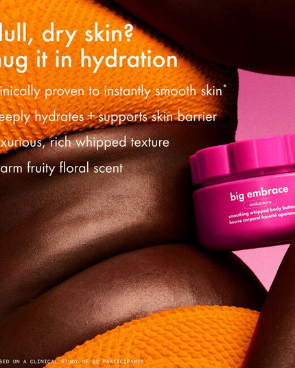 Hug skin in hydration with this nourishing body butter formulated with a luxurious, rich whipped texture and amika's iconic warm fruity floral scent. Skin barrier-supporting ceramides, replenishing shea butter, and gentle-yet-effective smoothing acids give dull, dry skin the TLC it deserves. Perfect for upgrading your client's everything shower, or treating yourself.