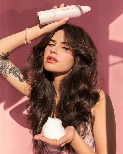 It's time to satisfy your craving for volume. This fluffy mousse transforms hair, giving it noticeable volume body from roots to ends. It features a lighter-than-air texture that seamlessly melts into your hair, providing long-lasting hold, without any residue or crunch.