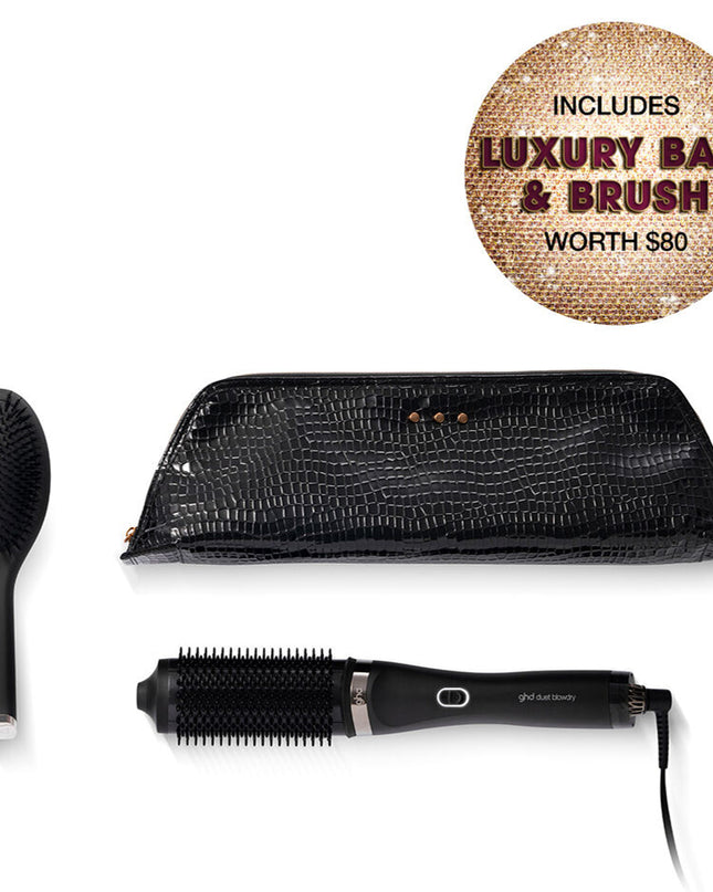 Gift easy and smooth blow dries at home this holiday season with the ghd Duet Blowdry. The revolutionary 2-in-1 hot air brush dries and styles simultaneously, delivering 50% more shine.