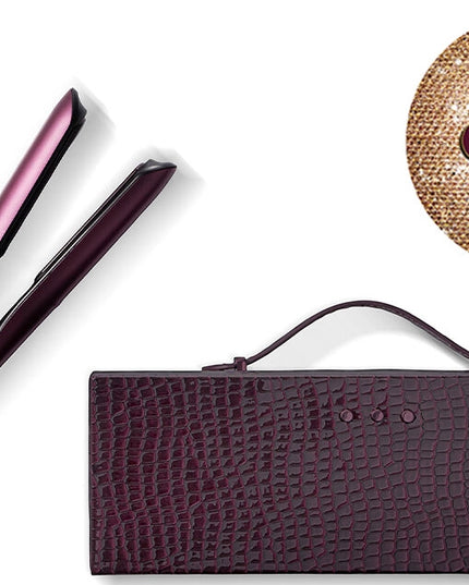 The revolutionary ghd Chronos is the perfect tool for the late check out girl. 3x faster styling, delivering one stroke high definition results that last 24hrs. Includes: ghd Cherry Chic limited edition Chronos styler plus complimentary vanity case ($40 Value).