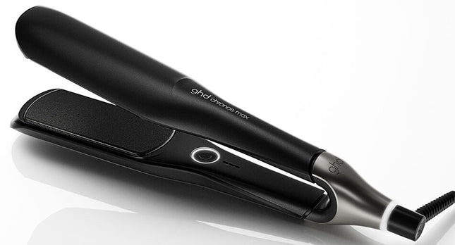 Introducing the ghd Chronos Max the latest professional wide plate flat iron from ghd, featuring HD motion-responsive technology for ultimate precision and 3x faster results. Engineered to transform long, thick, and curly hair, this advanced styler delivers high-definition results in just one stroke.