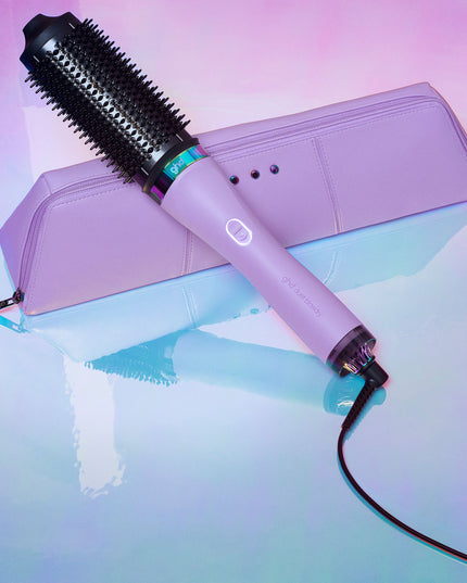 Revolutionary 2-in-1 hair dryer brush designed to transform your styling routine. Say goodbye to lengthy blow drying sessions and hello to effortlessly sleek and bouncy blow dries in the comfort of your own home.