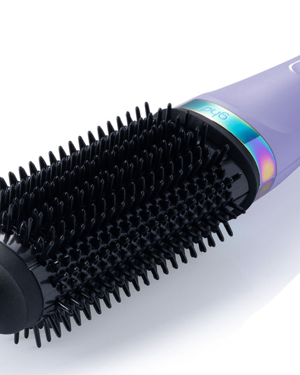 Revolutionary 2-in-1 hair dryer brush designed to transform your styling routine. Say goodbye to lengthy blow drying sessions and hello to effortlessly sleek and bouncy blow dries in the comfort of your own home.