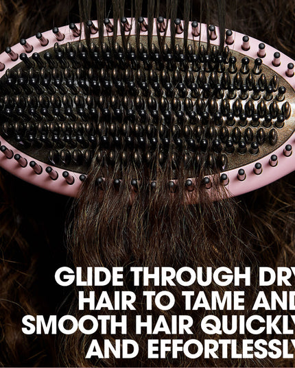 Perfect for second day hair, ceramic technology with ionizer heats the brush to the optimum styling temperature of 365°F for healthier looking hair.