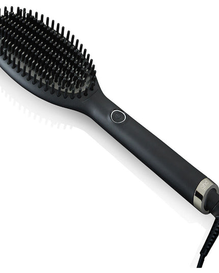 Perfect for second day hair, ceramic technology with ionizer heats the brush to the optimum styling temperature of 365°F for healthier looking hair.