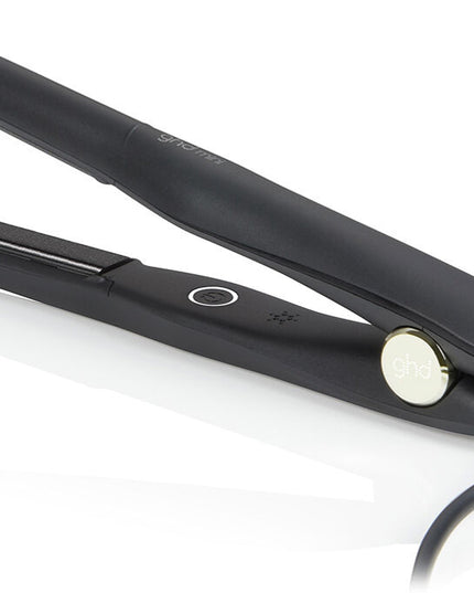 Styling just got tailored for short hair, presenting the ghd mini flat iron, designed with 40% slimmer plates for sculpting pixie cuts, bangs, and bobs with precision styling from the roots.