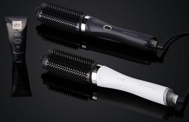 Amplify your assets with NEW ghd volume forever – a lightweight and conditioning blow dry cream to maximise the volume of your next blow dry for 24H long-lasting results.