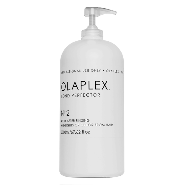 This professional-only repair treatment is the second step of the revolutionary 2-step OLAPLEX Professional System. It rebuilds any bonds that may have been missed by No.1 during chemical services to leave hair immediately stronger and visibly healthier. It can also be used alone as part of any service for added repair, as a mini treatment, cutting lotion, protection from overlapping, and as a beard treatment.