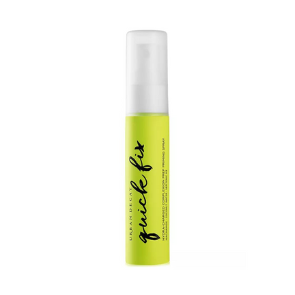 Urban Decay Quick Fix Hydra-Charged Complexion Prep Priming Spray is a hydrating priming spray that visibly reduces the appearance of pores and smooths skin.